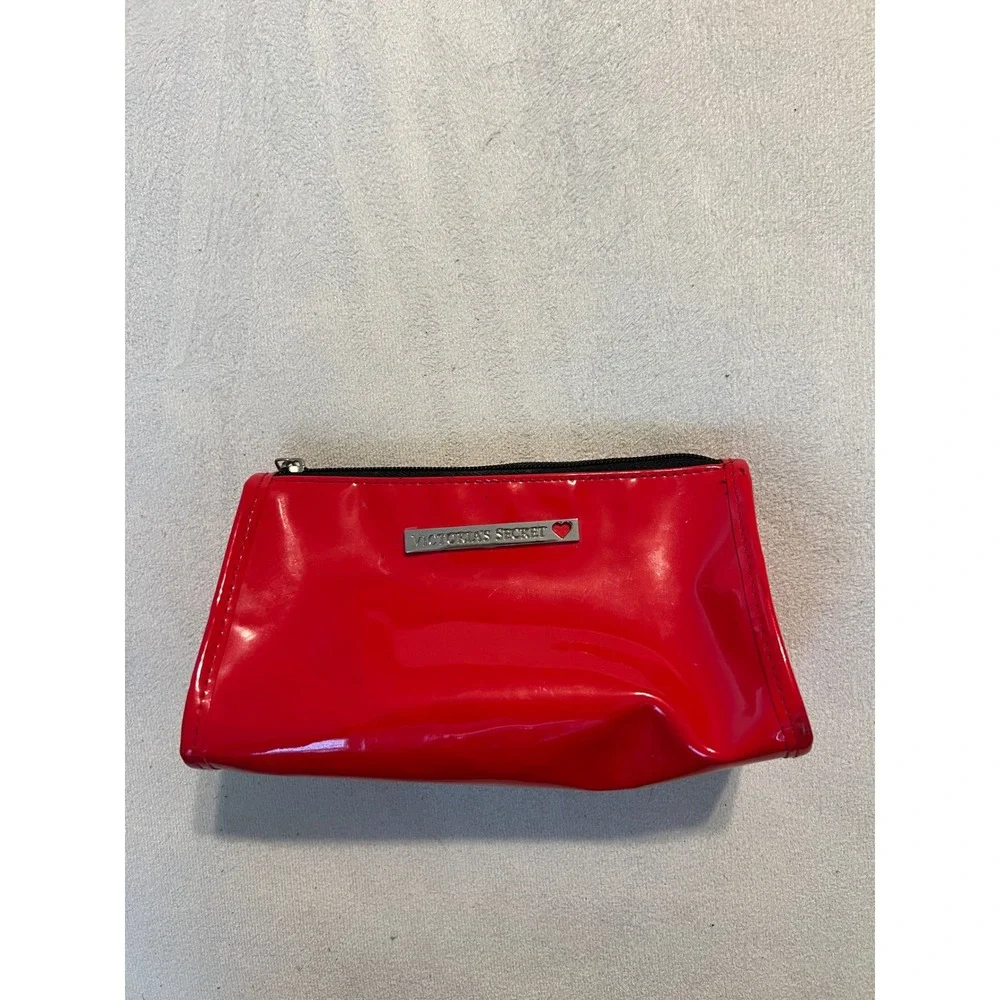 Victorias Secret Red Patent Makeup Bag Cosmetic Pouch Logo Heart Zip Case